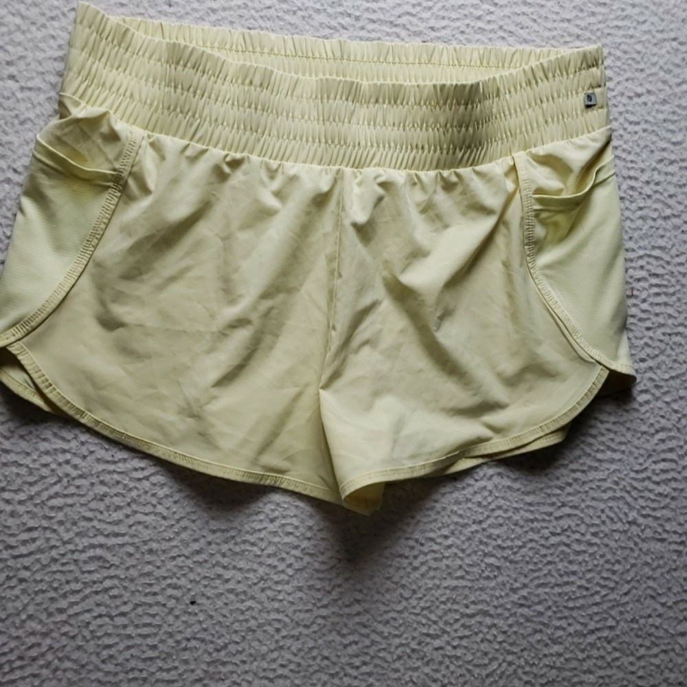 Marika Shorts Womens 2XL Yellow Smocked Elastic Waist Pockets Running Athletic
